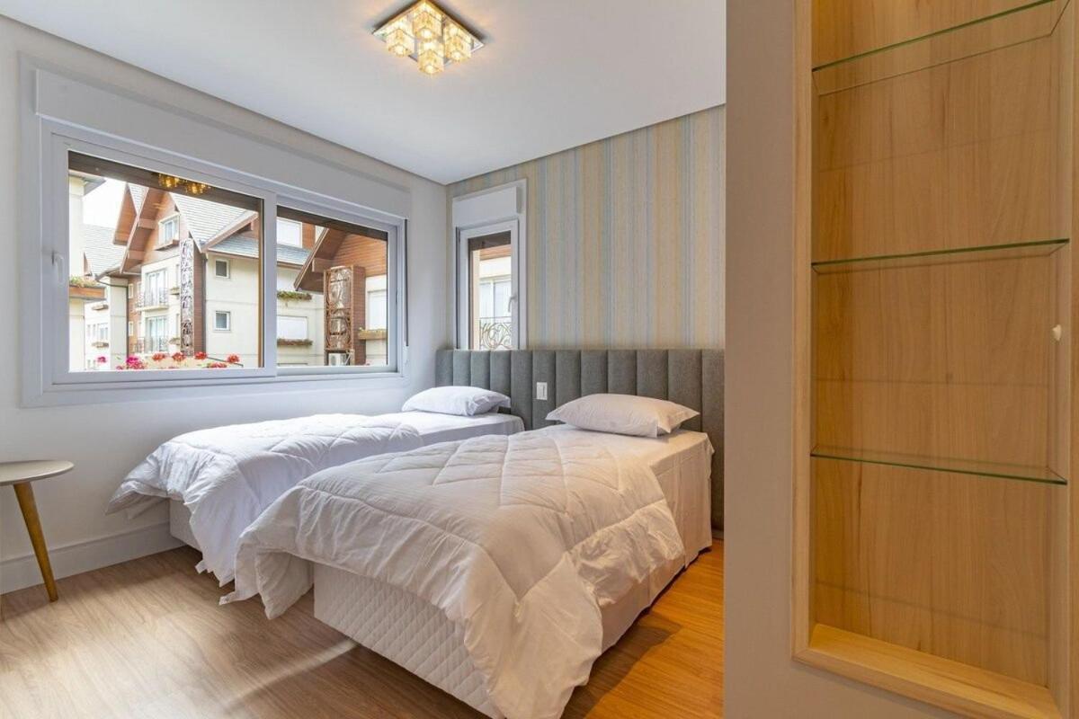 Rosa Edificio Bellagio Canela Com Infraestrutura Completa Apartment Bagian luar foto