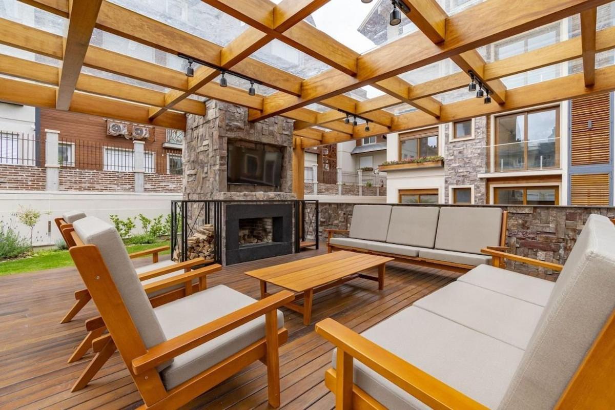 Rosa Edificio Bellagio Canela Com Infraestrutura Completa Apartment Bagian luar foto